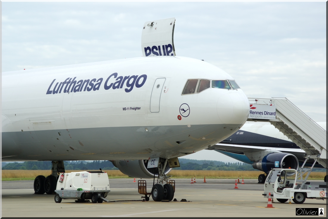 McDonnell Douglas MD-11F Lufthansa Cargo D-ALCE & Divers le 08.07.14 - Page 2 620768IMGP5901