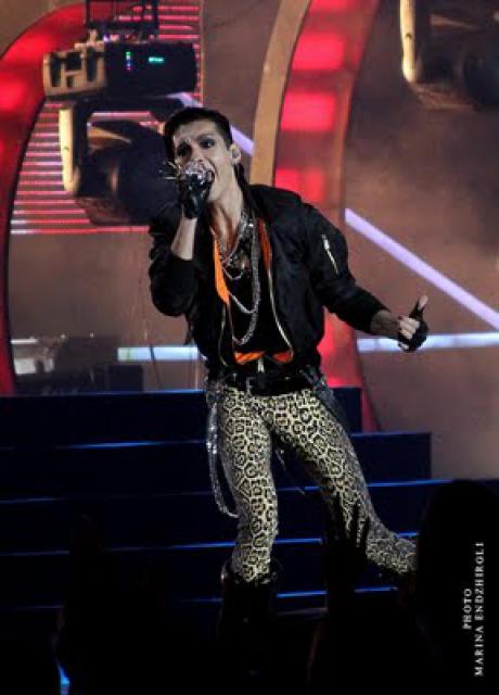 Tokio Hotel et les Muz TV en Russie le 03.06.2011 623219perf