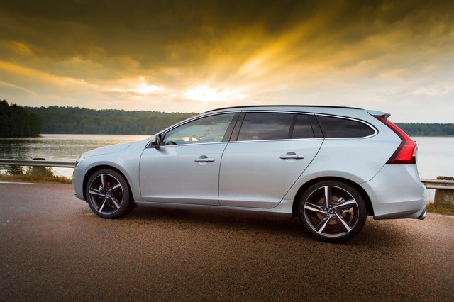 Volvo Cars Annonce Les Evolutions De Son Millesime 2017 623433175783VolvoV60RDesignmodelyear2016