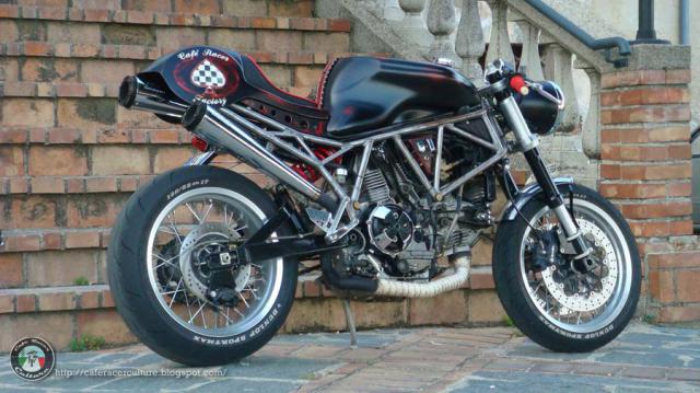 Autre massacre de SS (ducati hein ... le SS) 625489DSC00972