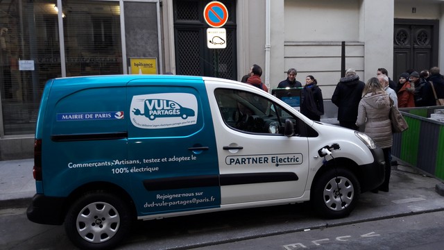 Le Groupe PSA met à disposition des véhicules utilitaires électriques en autopartage dans le cadre d’un partenariat avec la Mairie de Paris 628858201701261009370