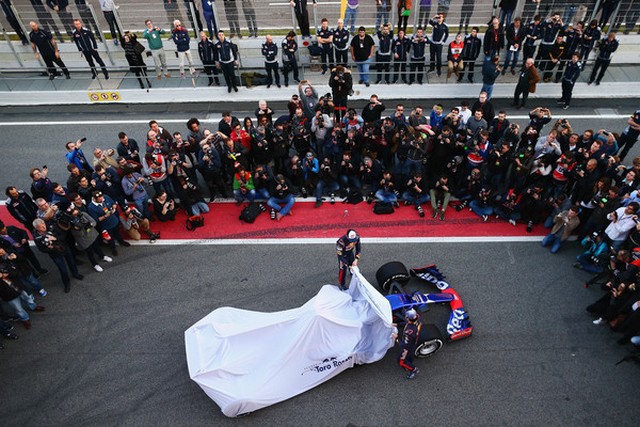 F1 2017 : Toro Rosso à dévoilé sa monoplace, la STR12 634034tororossostr122