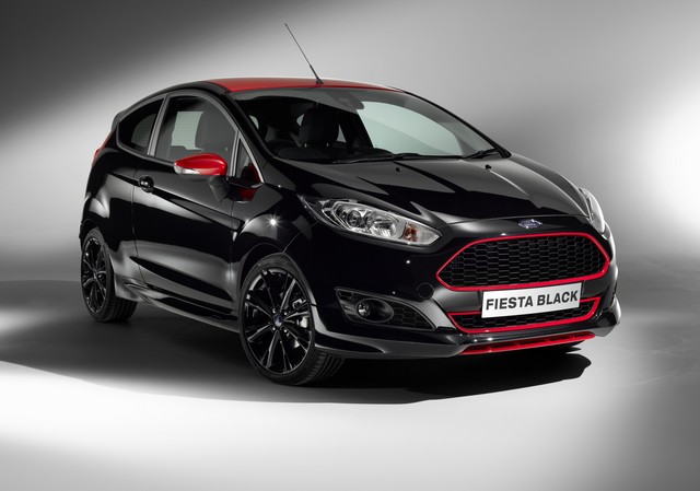 Ford lance la Fiesta Red Edition équipée du moteur 1,0 litre EcoBoost porté à 140 ch 637051FiestaRedEditionBlackEdition07