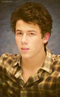 Junior's Gallery (or Tonight) - Page 2 643884NickJonas3