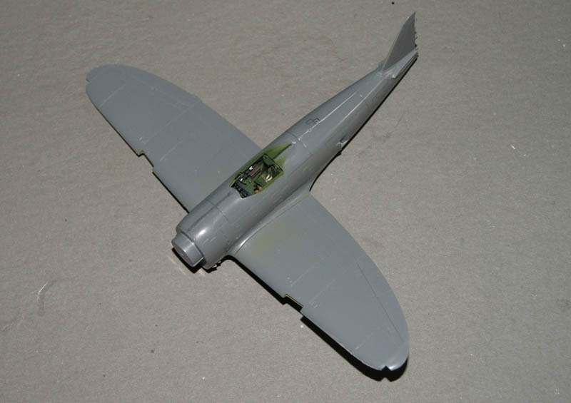 [MC5 - P47] Comparatif de P47D Thunderbolt au 1/72. Tam Aca peinture y'a qu'à, Hasegawa décals et des dégats, academy ...aussi - Page 3 648768tamailes02