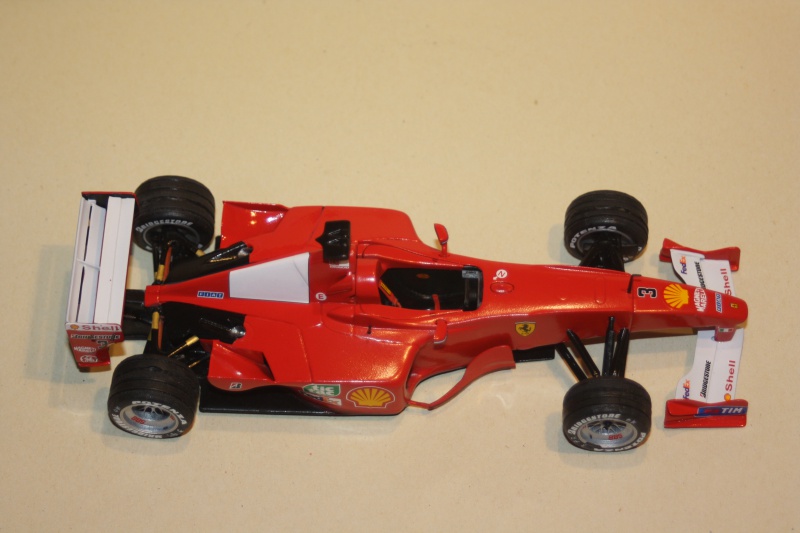 Ferrari F1 2000 Revell 1/24 - Page 5 654331IMG0211