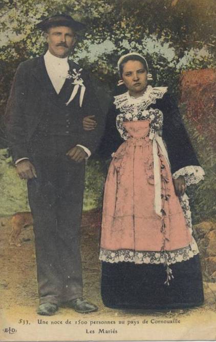 Costumes traditionnels et folkloriques -Costume Breton -Costume Ecossais et autres   (photos,textes historiques) 659310image01372