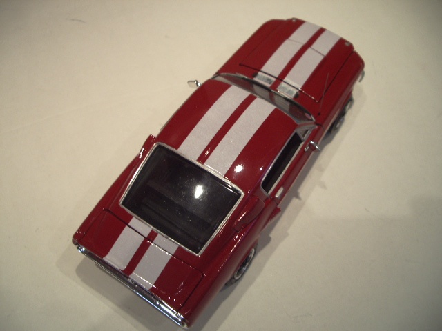 mustang shelby 350 GT 1967  au 1/25 de chez AMT/ERTL  671380IMGP1047