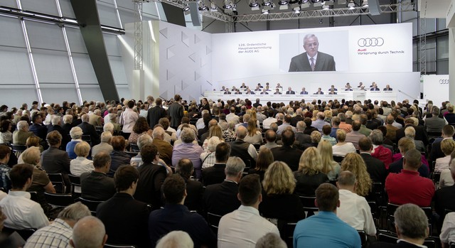 Rupert Stadler à l’Assemblée Générale Annuelle : « Notre marque vise de nouveaux records »  677356AU150331large