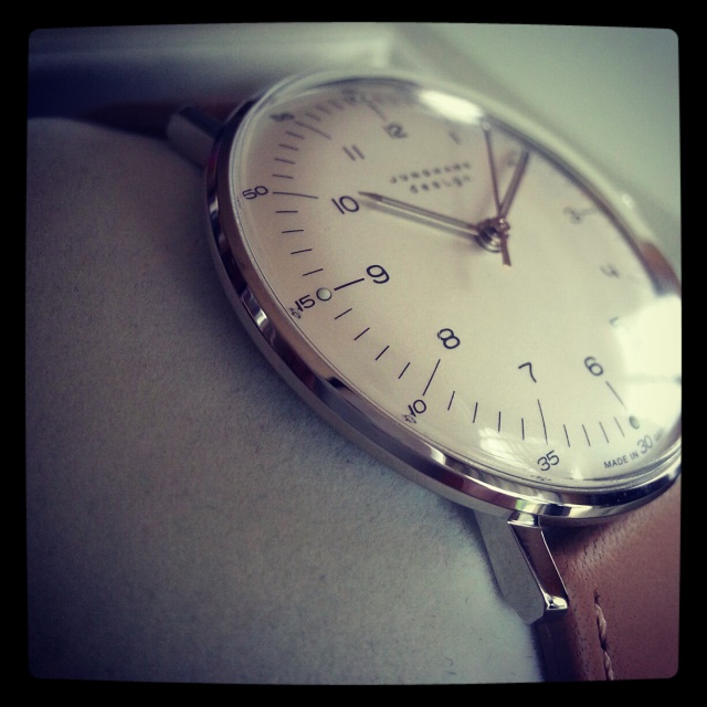 Une belle pour ma douce: Junghans Max Bill Hand-winding inside 683019192