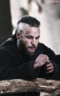 Travis Fimmel 695394travisfimmel01