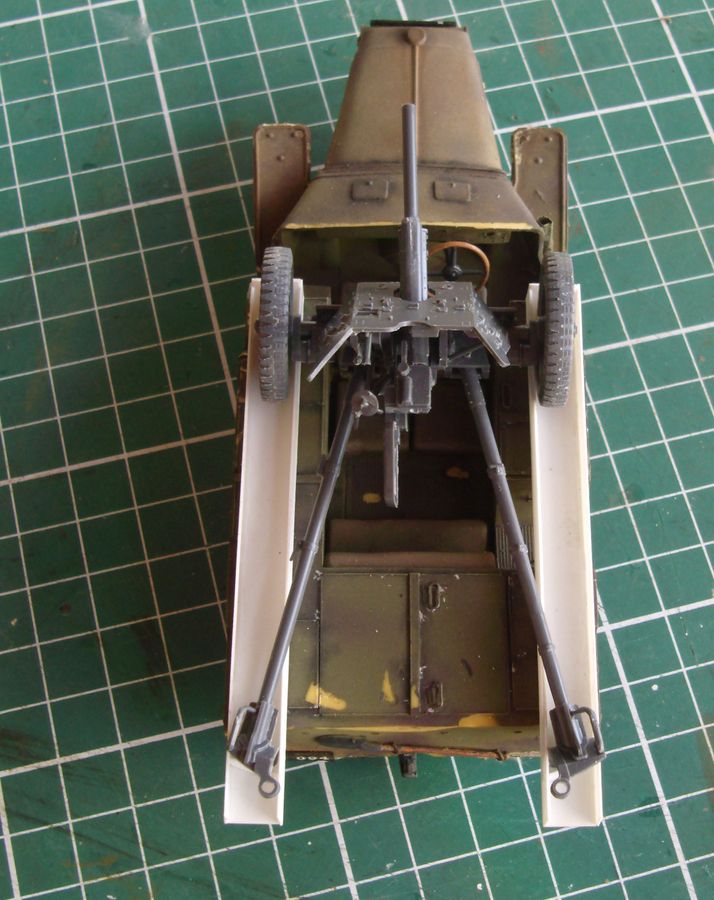 Laffly W15T "beute" porte canon de 37mm(1/35èm) 696985GEDC4191