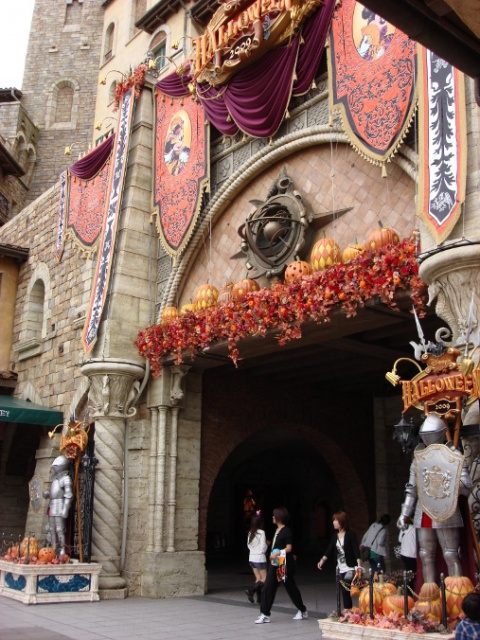 TOKYO DISNEYLAND: Halloween - Pagina 2 698454addobbi3