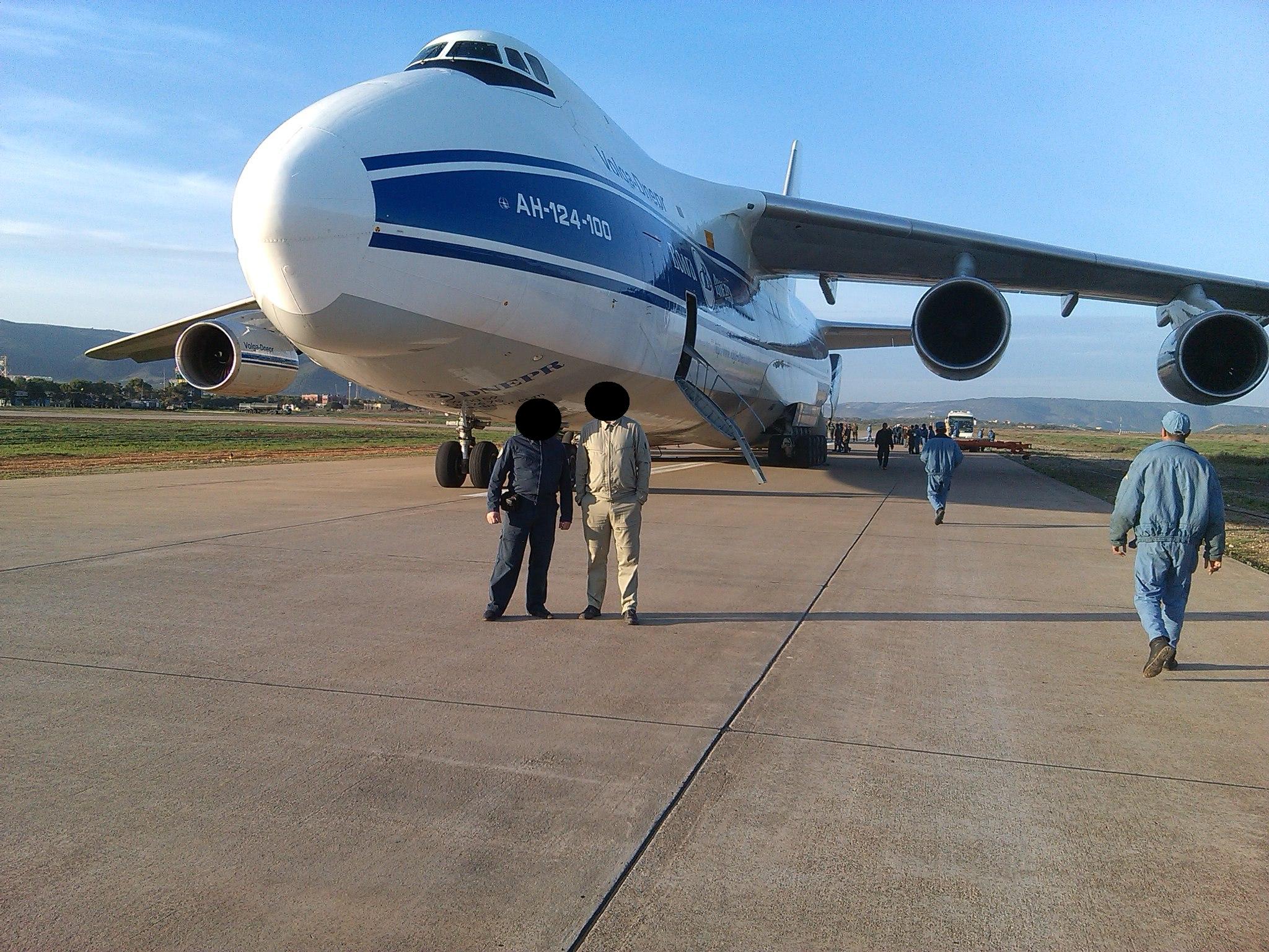  الجزائر مهتمة بشراء  عدد من طائرات النقل العسكرية  ايل " IL 76MD-90A " - صفحة 2 708074bouss