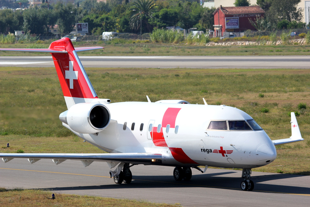 Aeroport Cannes - Mandelieu LFMD septembre 2014   - Page 4 715734IMG9412001