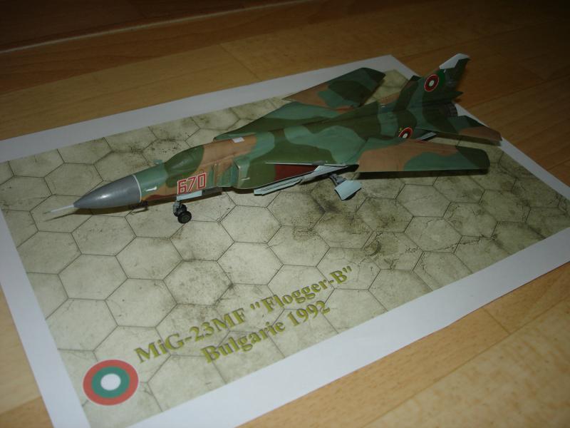 [Hasegawa] MiG23 MF "Flogger-B" 1/72 - Page 8 716125DSC06320