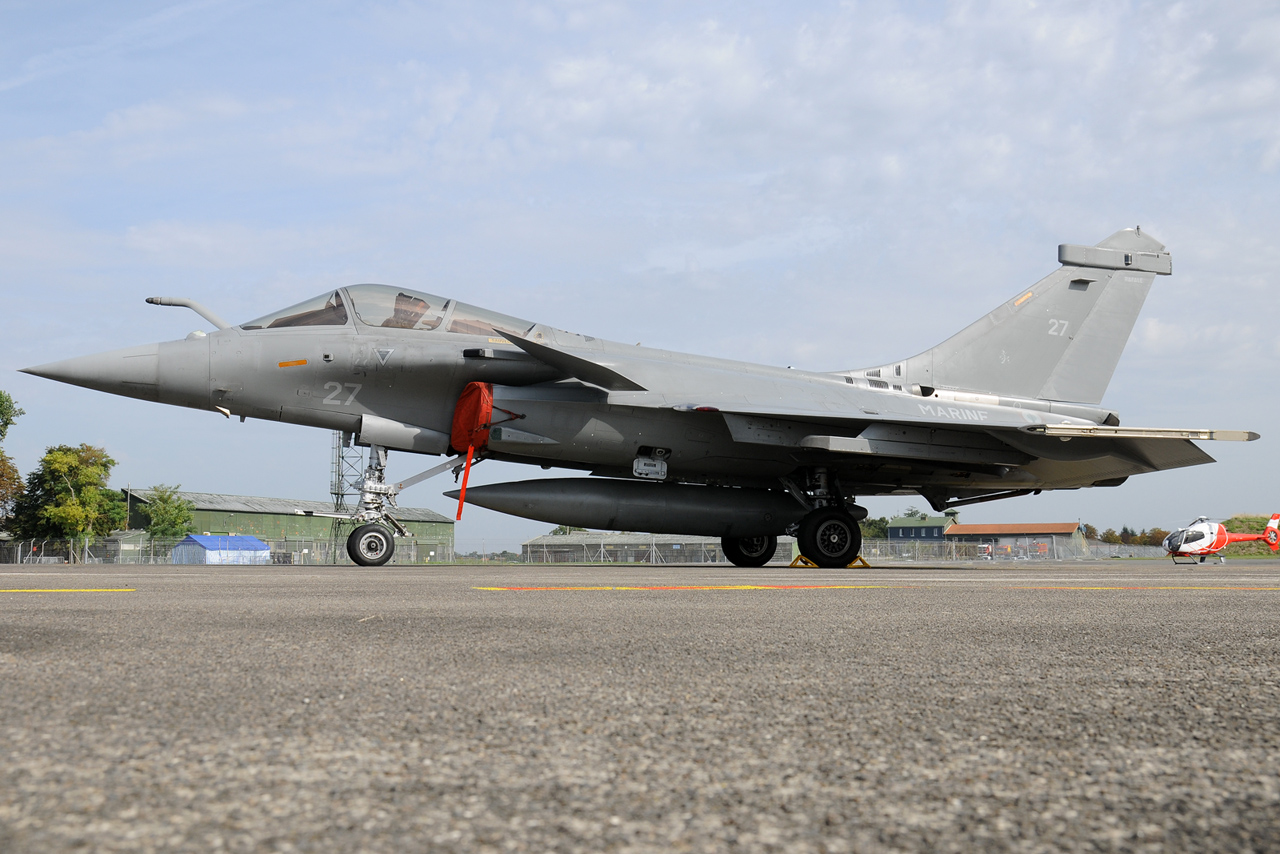 Spotterday et Meeting de Cognac du 27 au 29 Septembre 2013 - Page 8 718720DSC6586