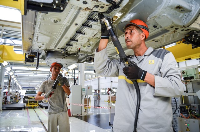 Groupe Renault - Inauguration de l’usine industrie automobile d’Oran en Algérie 7245096323016