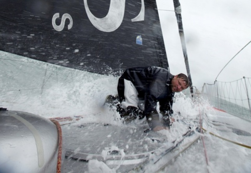 Le Vendée Globe au jour le jour par Baboune - Page 15 730026alexthomsonhugobossr6440