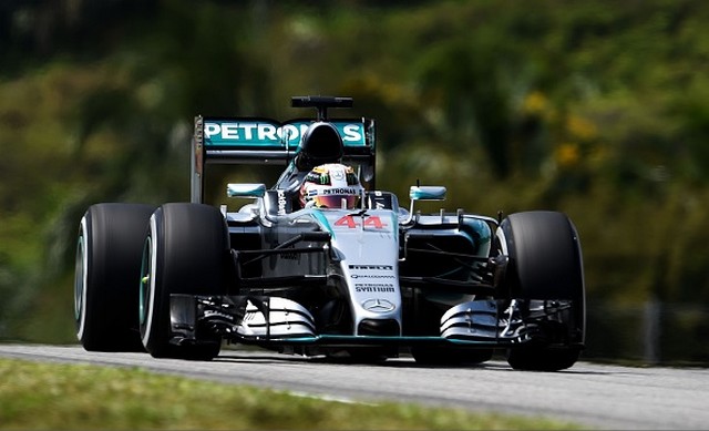 F1GP de Malaisie 2015 (éssais libres -1 -2 - 3 - Qualifications) 7397932015LewisHamilton