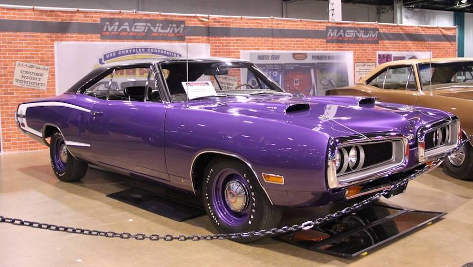 Dodge Coronet RT / Super Bee 1970 - Couleur  740474DodgeSuperBee1970