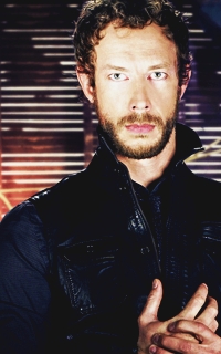 Kris Holden-Ried ▬ 200*320 741591511