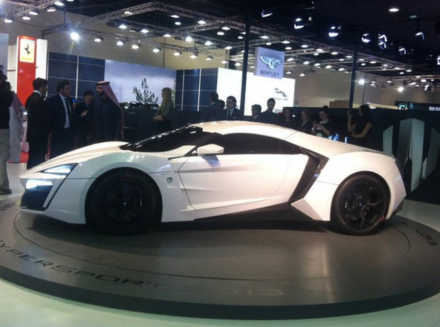 Salon Automobile du Qatar 2013 : W Motors Lykan Hypersport  747574LykanHypersport13