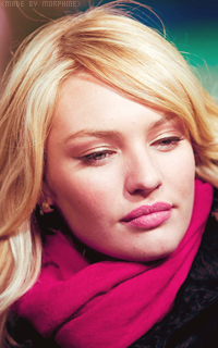 Candice Swanepeol 748131c10