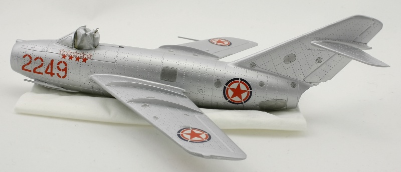 Mig 15 Dragon 1/72 finish 748621013