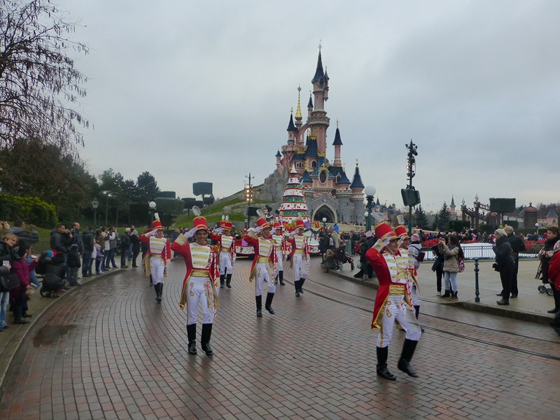 La magie de Noel à DLP. - Page 3 748668149