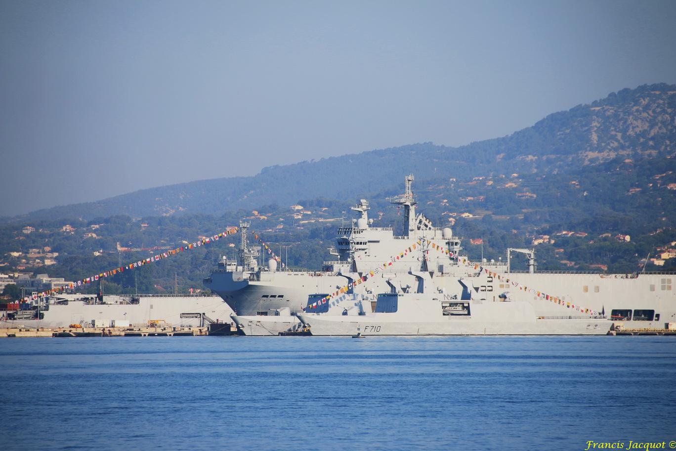 [Les ports militaires de métropole] Port de Toulon - TOME 1 - Page 11 748939MG89811