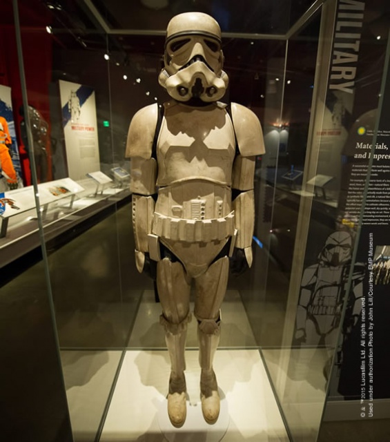 (Exposition) Rebel, Jedi, Princess, Queen : Star Wars and the Power of Costume (2015) - New York à partir du 14 novembre 2015. 752804w61