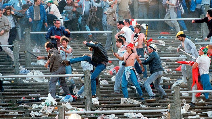 Season 84/85 - Page 3 754930heysel