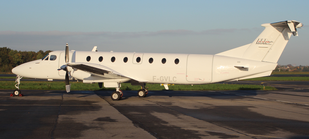 [13/11/2013] Beech B1900C (F-GVLC) Atlantique Air Assistance 756652IMG5033