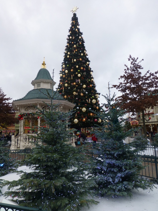 Trip Report d'une journée drôlement effrayante le 8 octobre pour Halloween et TR d'un séjour au Cheyenne les 19 et 20 novembre pour Noël :) - Page 3 757476P1240655