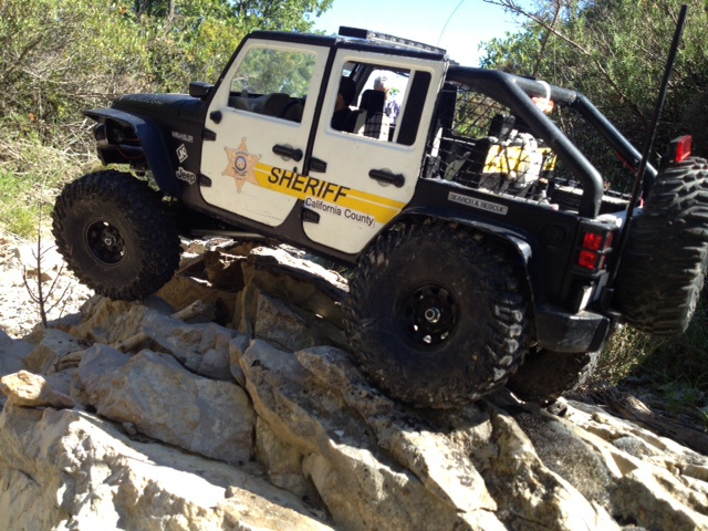 AXIAL SCX10 Jeep JK SHERIFF !! - Page 4 760351jeepJKSHERIFF46