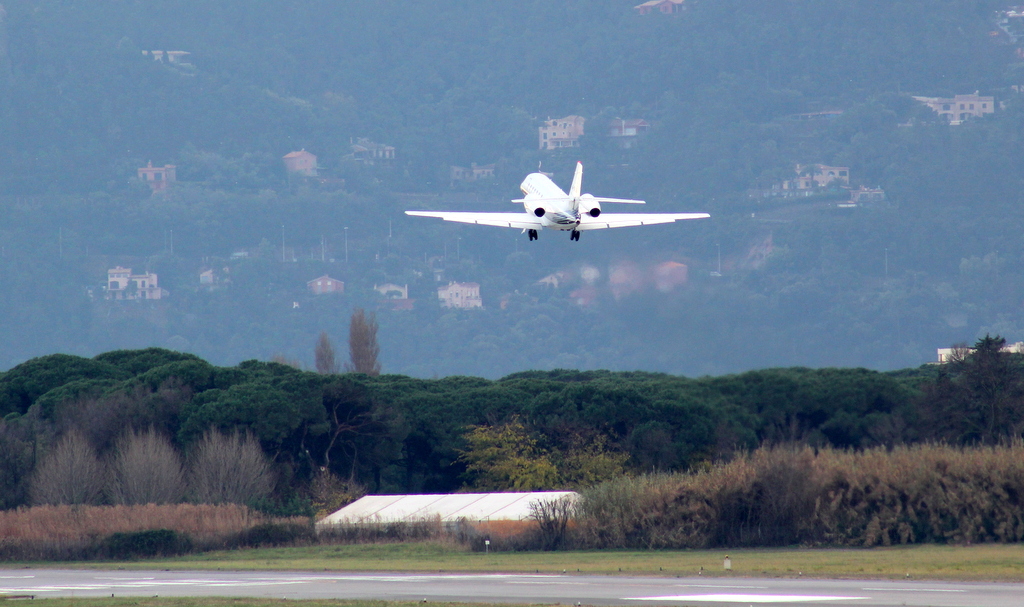 décembre 2013 à Cannes-Mandelieu LFMD-CEQ 762034IMG7113