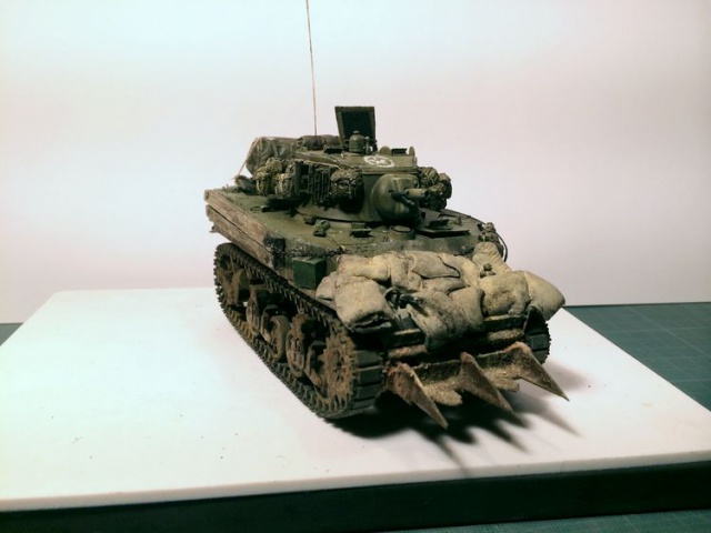 stuart M5A1 (afv au 1/35)normandie - Page 2 764684iphone3002