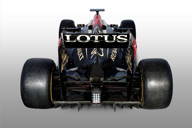 F1 2013 - Lotus F1 Team a dévoilé sa E21  7654472013LotusE211