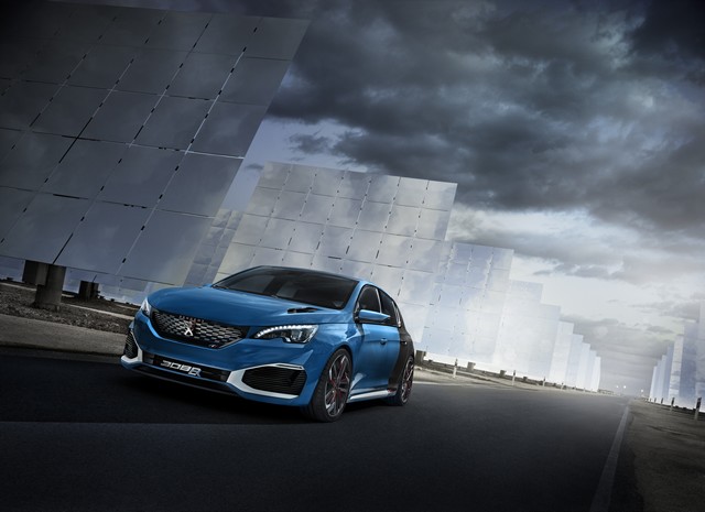 PEUGEOT 308 R HYbrid, berline compacte aux performances de supercar 774931308RHYbrid1504PC00102