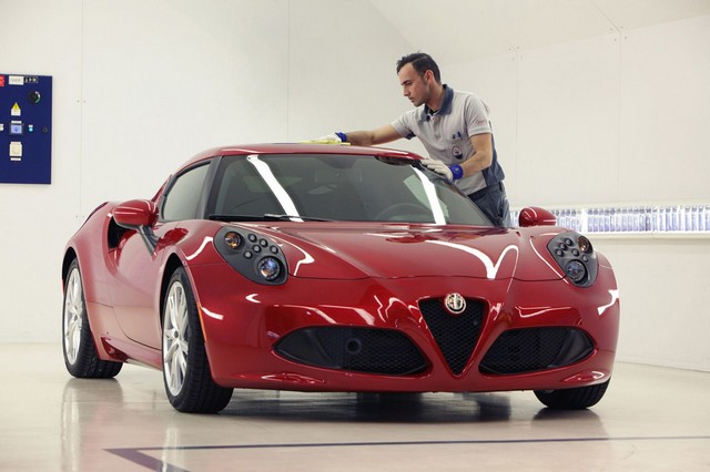 Alfa Romeo 4C : l'excellence Made in Italy 775098alfaRomeo4C14