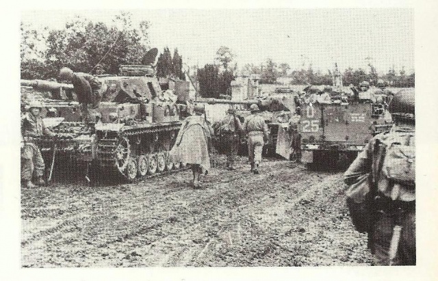 Normandie 44': Traffic Jam à Saint Fromond. 77928503StFromond9Juillet1944Dio