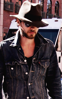 Jared Leto - Page 2 785894j22