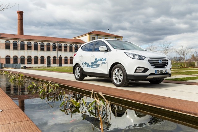 Hyundai Motor France annonce le tarif du ix35 Fuel Cell 787997hyundaiix35FuelCell2