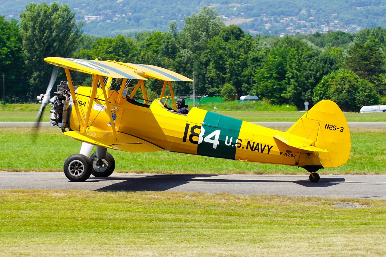 LFLG Grenoble-Le Versoud - Page 2 797979stearman