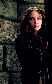 → Personnage de The Vampire Diaries (14/18) 798107Anna2