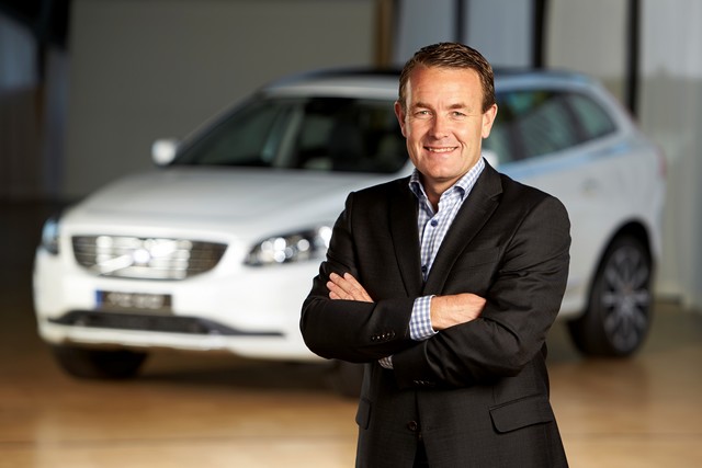 Volvo Cars Reçois Le Prestigieux Prix Du Constructeur Automobile De L'Année Des « Telematics Update » 798664161102KlasBendrik