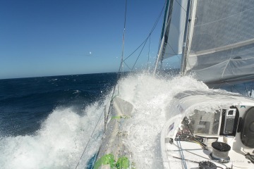 8éme édition du vendée Globe l'Everest des mers - Page 11 804435photosentfromtheboatforesightnaturalenergyondecember1st2016photoconradcolmanphotoenvoyeedepuislebateauforesightnaturalenergyle1erdecembre2016photoconradcolmanhalftheatlanticovertheboatr360360