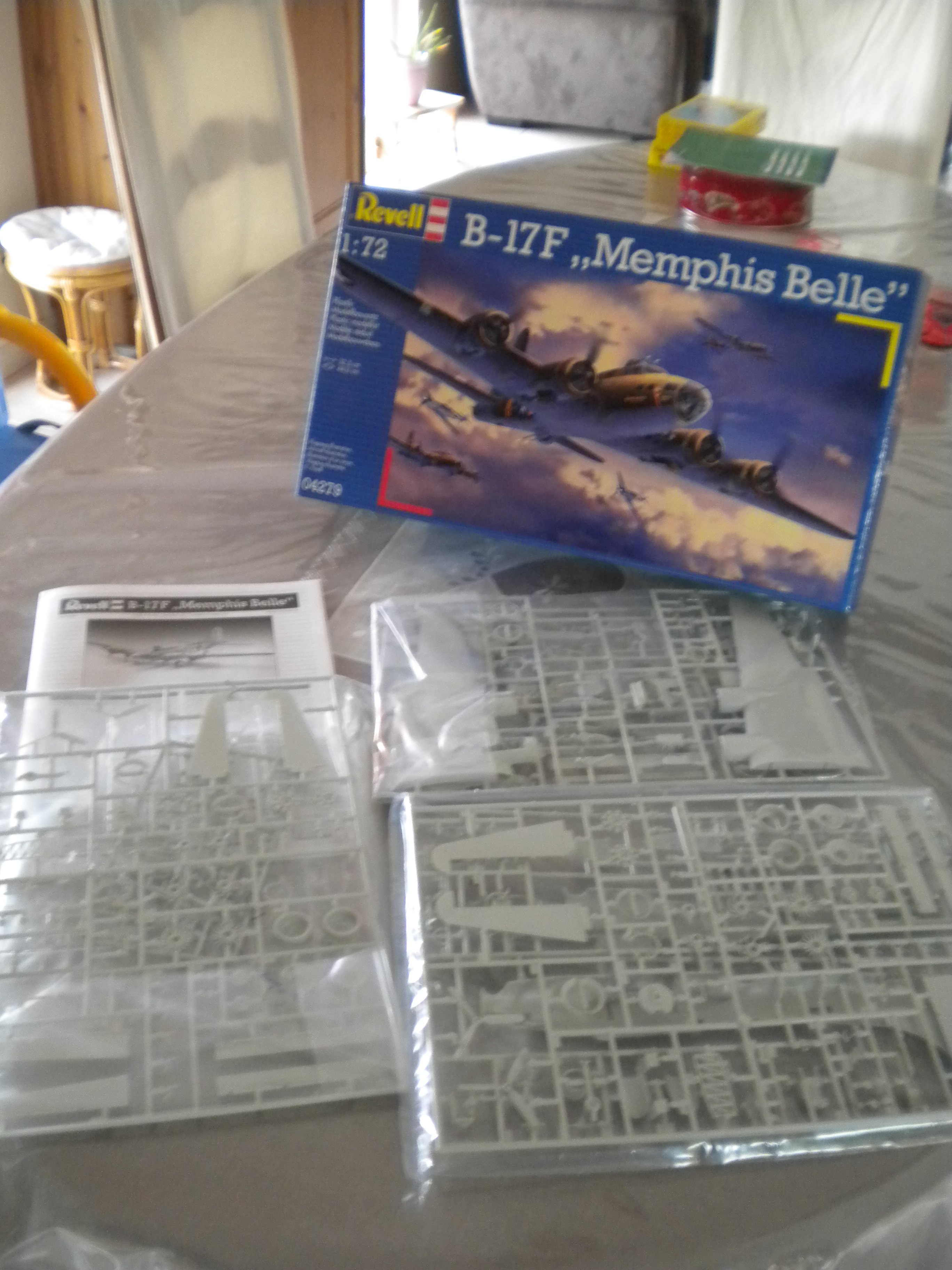 B-17F MEMPHIS BELLE  805476DSCN7534
