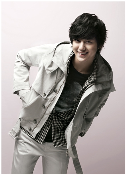 Kim Bum (Corée) 808931h9zeq87y